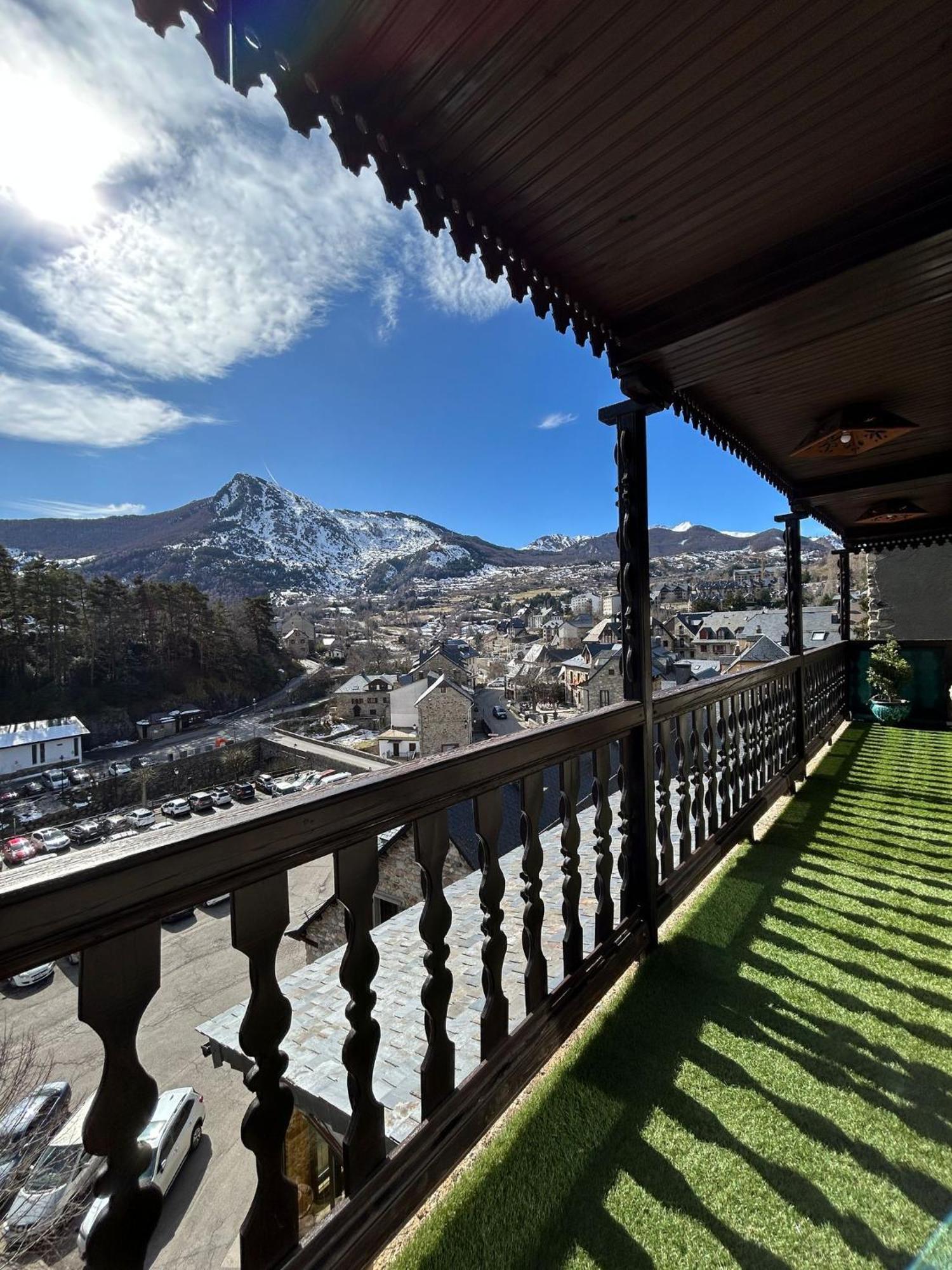 El Balcon Del Garmo Villa Sallent de Gállego Dış mekan fotoğraf